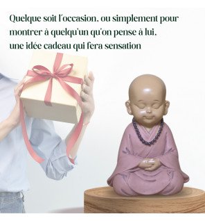  ambiance zen dans un coin lecture grâce à la figurine de contemplation