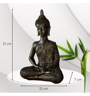  statue bouddha thai intégrée dans une décoration minimaliste et contemporaine
