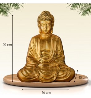  vue latérale de la statue mettant en valeur ses courbes et sa posture méditative