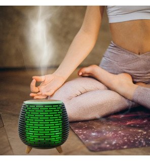  diffuseur ultrasonique tony intégré dans une décoration minimaliste