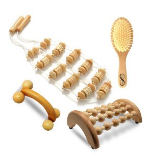 coffret de quatre accessoires de massage en bois idéal pour offrir ou se détendre chez soi