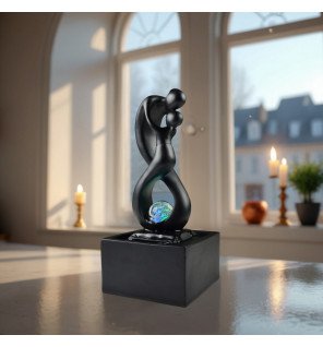  fontaine décorative noire ambiance zen dans un salon contemporain