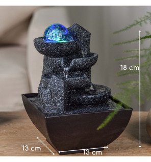  fontaine décorative zen'light associée à des accessoires bien-être pour une déco harmonieuse