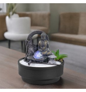  fontaine zen avec éclairage led créant une atmosphère relaxante le soir