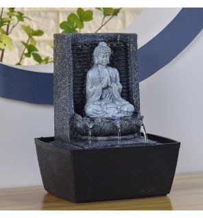  détail sur la base de la fontaine et l'effet de cascade d'eau