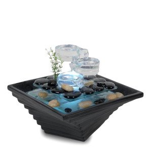  fontaine d'intérieur zen'light allumée dans un espace de méditation