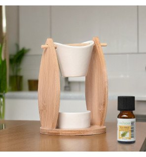  brûle-parfum en bois et céramique dans une salle de bain pour une touche spa