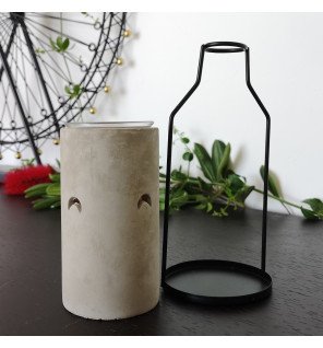  mise en scène du diffuseur dans une salle de bain relaxante