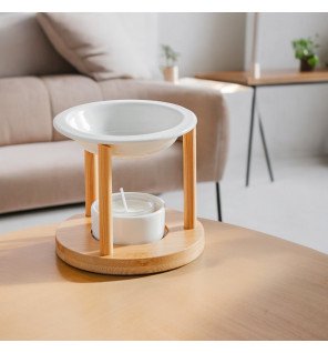  brûle-parfum simplicity en situation dans une salle de bain pour une atmosphère relaxante