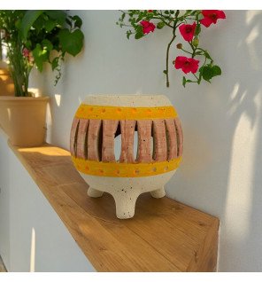  brûle-parfum creativity utilisé dans une salle de bain pour une atmosphère relaxante