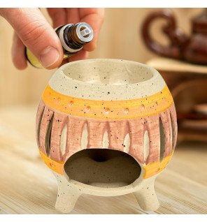  ensemble cadeau comprenant le brûle-parfum et une sélection d’huiles essentielles