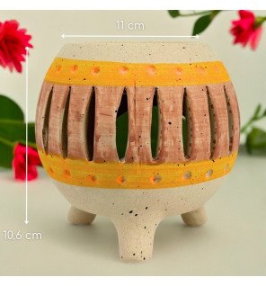  brûle-parfum creativity utilisé lors d’une séance de méditation pour créer une ambiance apaisante