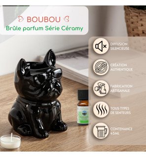  vue rapprochée sur l’ouverture supérieure pour verser les huiles essentielles