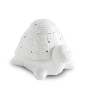  brûle-parfum franklin utilisé lors d’un moment de détente pour favoriser la relaxation