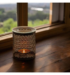  brûle-parfum élégant en métal utilisé pour parfumer une chambre