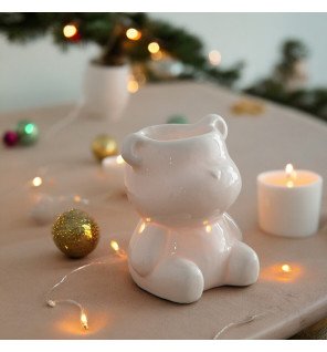  détail du brûle-parfum montrant la texture lisse de la céramique