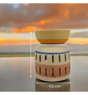  vue du brûle-parfum creativity dans une lumière tamisée pour une ambiance relaxante