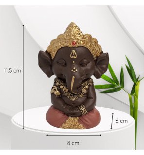  statue ganesh placée dans un coin méditation pour favoriser la détente