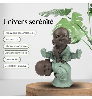  main délicatement sculptée de la statuette bonzes jump