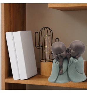 Statue Bonzes Chuchote