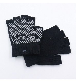  gants de yoga confortables avec ouvertures aux doigts pour une pratique respirante