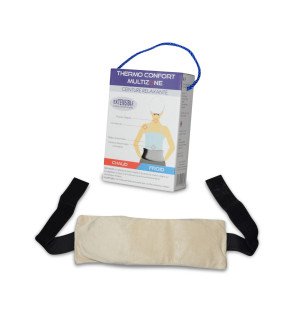  homme détendu sur un canapé avec la ceinture appliquée sur le ventre