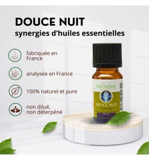 flacon de 10 ml de synergie d'huiles essentielles douce nuit zen'arôme posé sur une table en bois