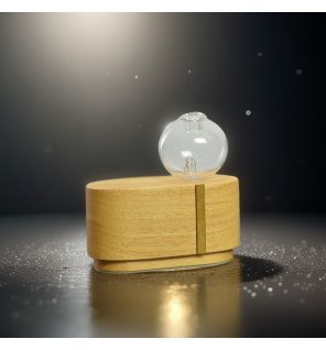  diffuseur d’huiles essentielles en action créant une brume fine dans une pièce lumineuse