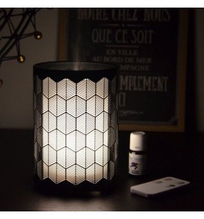 diffuseur d’huiles essentielles verone avec lumière LED changeante pour créer une ambiance chaleureuse