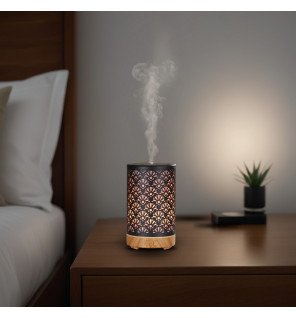  gros plan sur le réservoir du diffuseur sofia montrant la finition soignée et la matière métallique