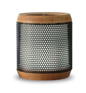  diffuseur d’huiles essentielles elipsia en bambou et métal dans un intérieur moderne et épuré