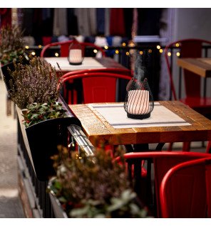  design élégant en métal et cuir végétal du diffuseur milano en gros plan