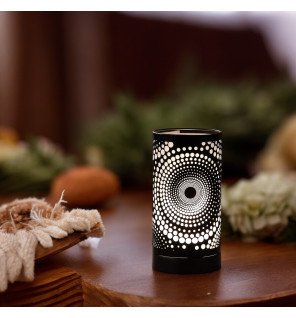  ambiance relaxante créée par la chaleur douce du brûle-parfum électrique