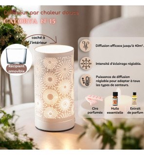  brûleur en fonctionnement diffusant délicatement des huiles essentielles dans une chambre