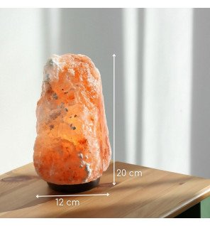  lampe en sel d'himalaya éteinte montrant sa couleur rose orangée naturelle