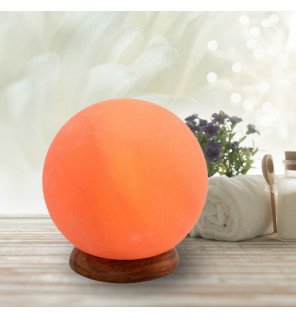 9 kg de la marque zen'light posée sur une table de salon