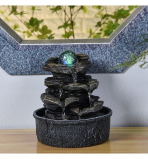  mise en scène de la fontaine sur un bureau pour une atmosphère relaxante
