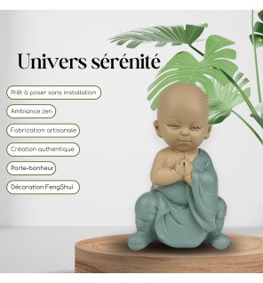  détail du visage serein de la statue bonze gongfu 1 en gros plan