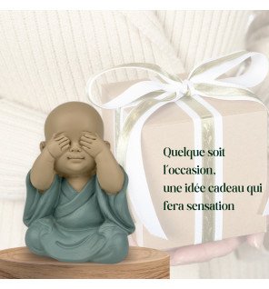  vue rapprochée sur la texture travaillée de la statue