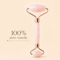 Masseur roller visage en quartz rose Masseur roller visage en quartz rose