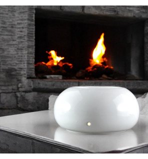  gros plan sur la texture lisse et brillante du diffuseur ZenCeram blanc