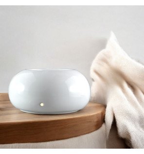  mise en situation du diffuseur ZenCeram blanc dans une salle de bain moderne