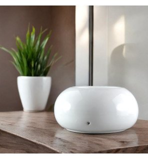  vue latérale du diffuseur ZenCeram blanc avec son design épuré et minimaliste