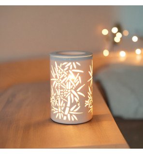  calorya n°5 diffusant une brume légère dans une pièce de 30 m²