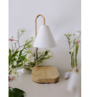  candelia diffuseur en céramique blanche intégré dans une décoration intérieure épurée