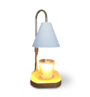  diffuseur candelia utilisé lors d’une soirée détente pour une atmosphère chaleureuse et parfumée