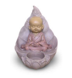  main de la statue tenant le bougeoir