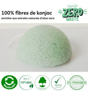  éponge exfoliante à l'aloe vera utilisée lors d'une routine beauté écoresponsable