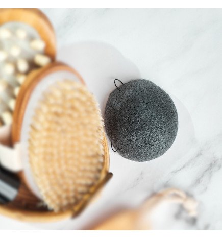 Éponge Konjac au charbon de bambou pour visage