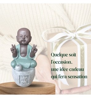  détail du socle artisanal de la statue porte-encens